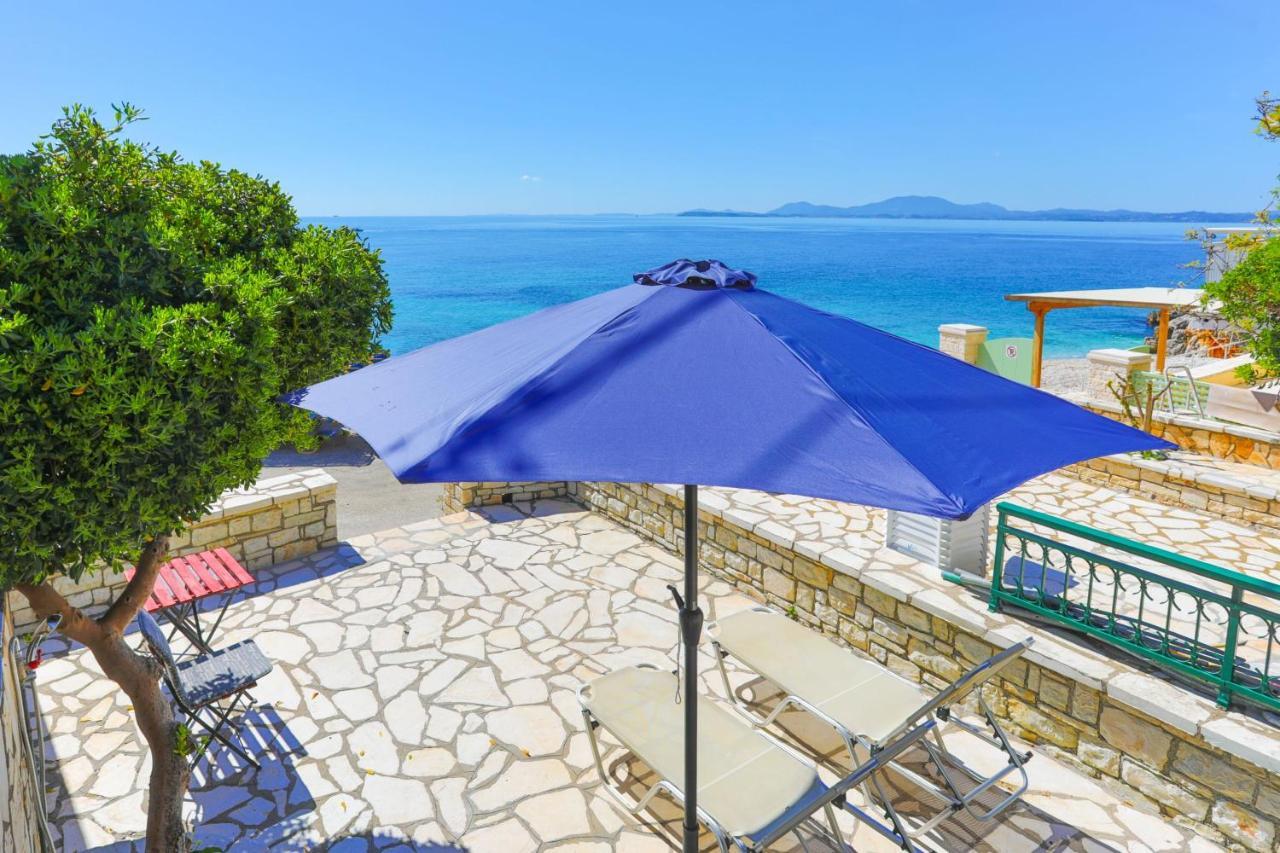 Kaminaki Beachfront Apartments ニサキオン エクステリア 写真