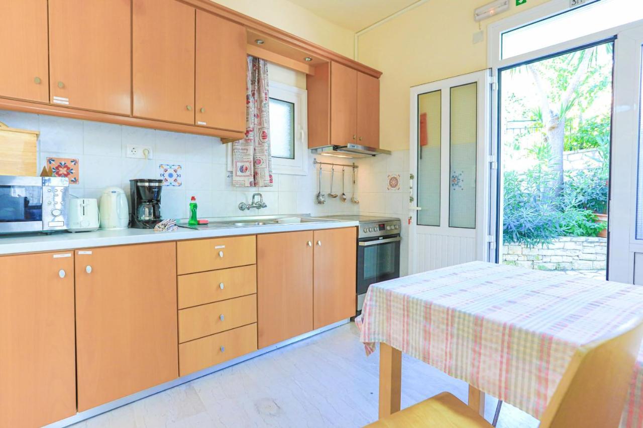 Kaminaki Beachfront Apartments ニサキオン エクステリア 写真