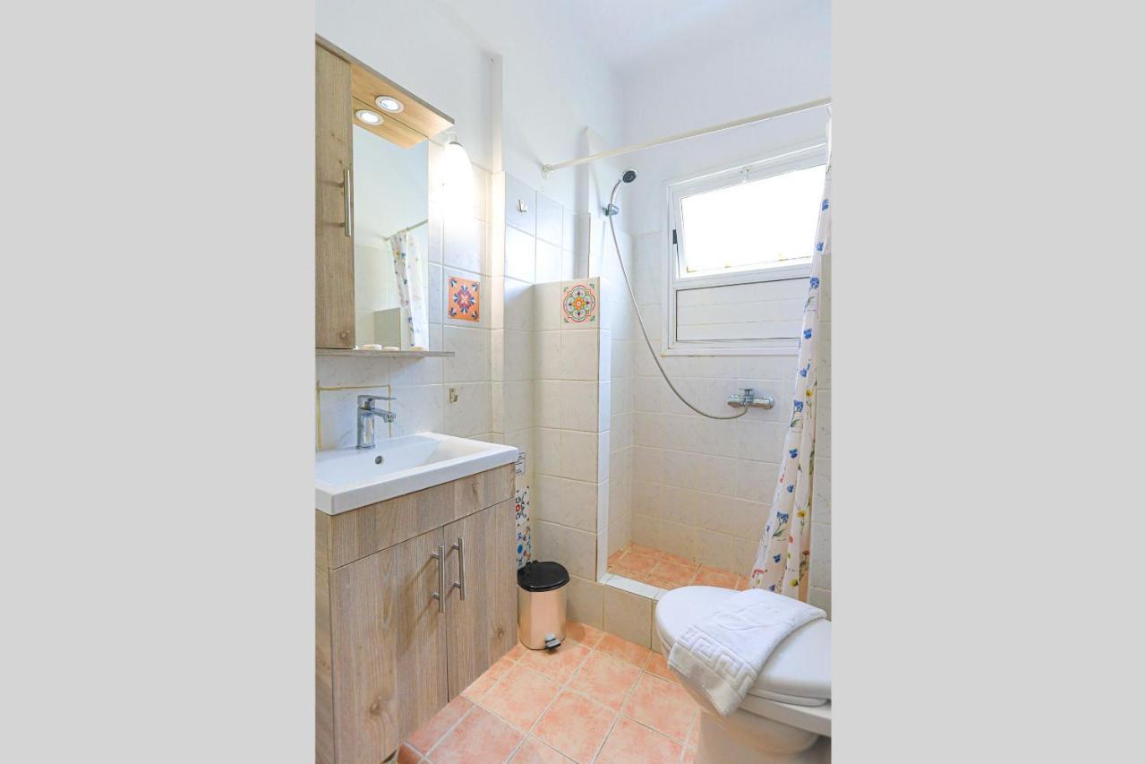 Kaminaki Beachfront Apartments ニサキオン エクステリア 写真