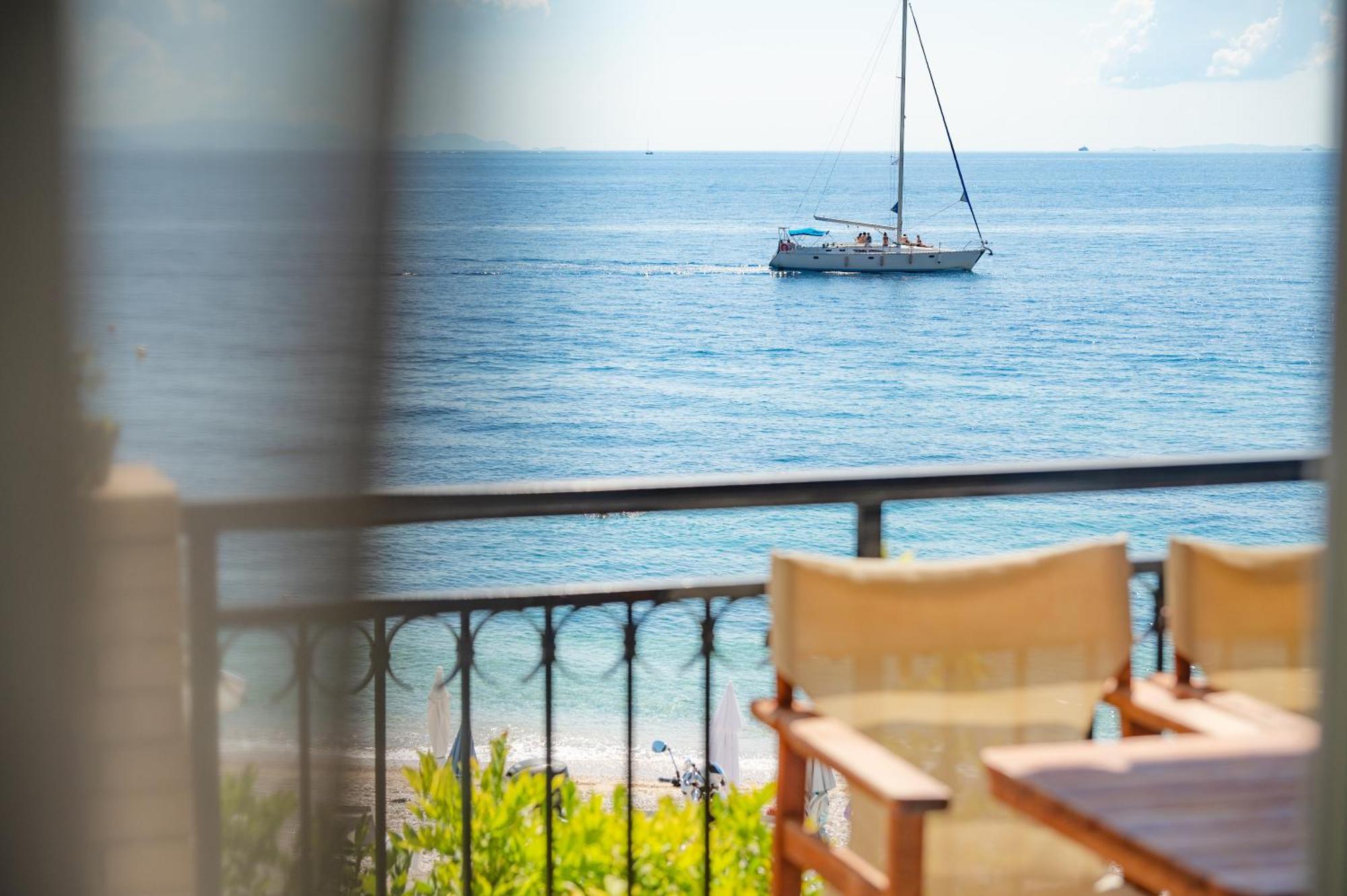 Kaminaki Beachfront Apartments ニサキオン エクステリア 写真